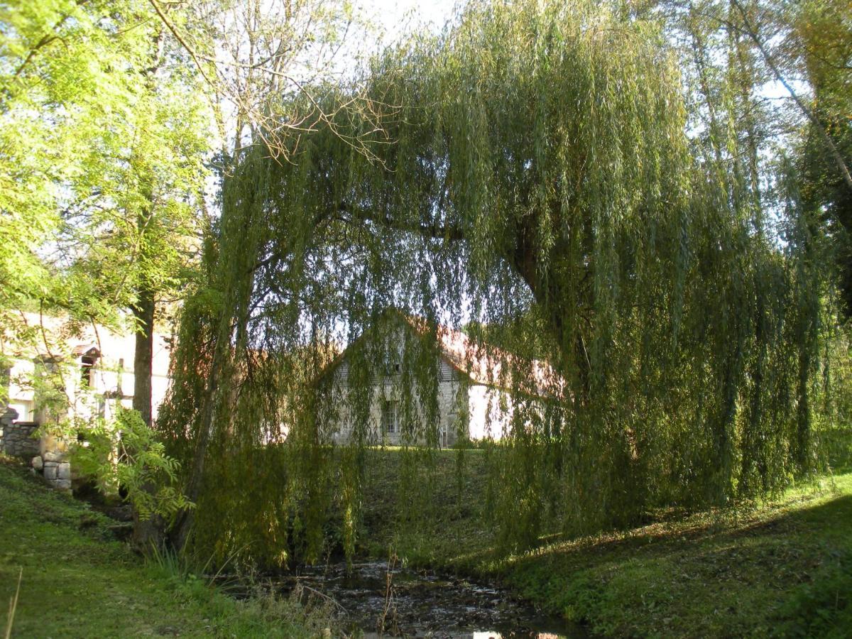 Moulin Saurele Bed & Breakfast Mont-Notre-Dame Exterior photo